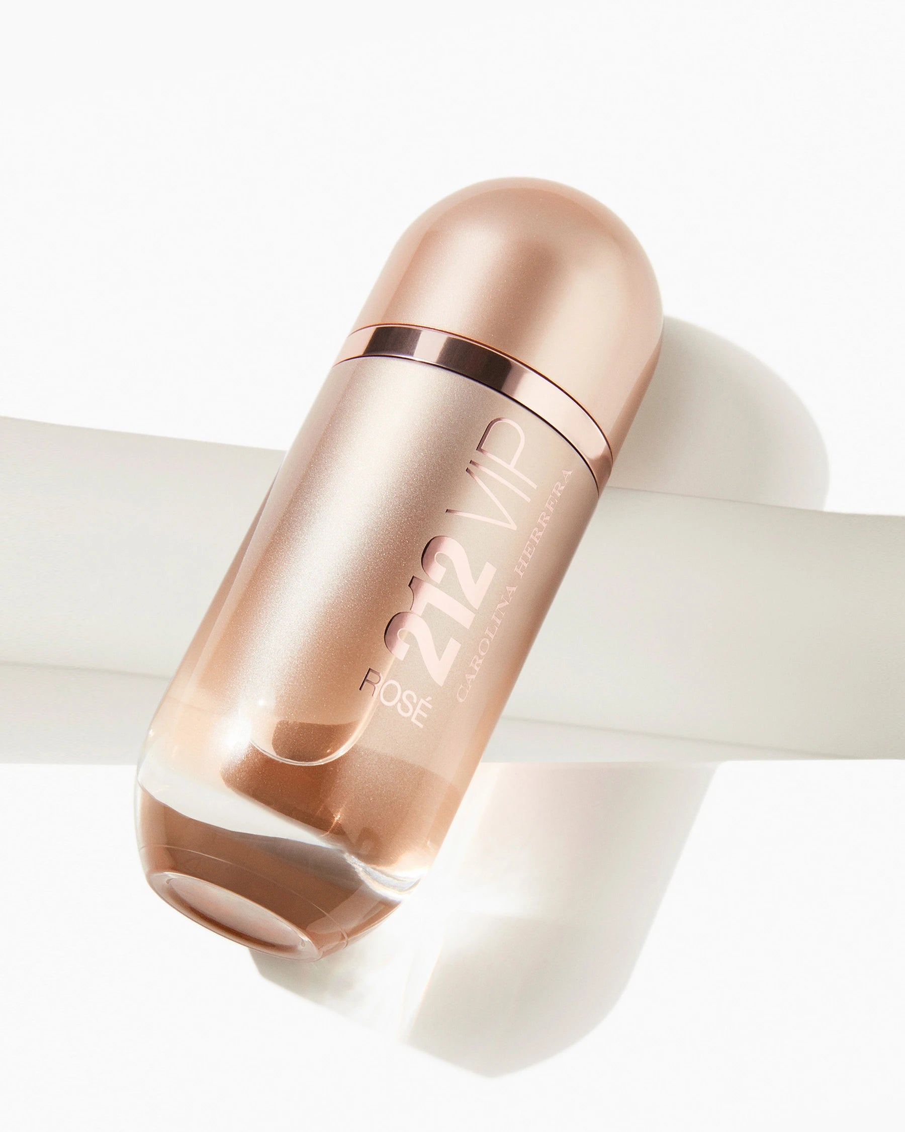 212 VIP Rosé 80ml Eau de Parfum, 100ml Loção Corporal e Megaspritzer (10ml)