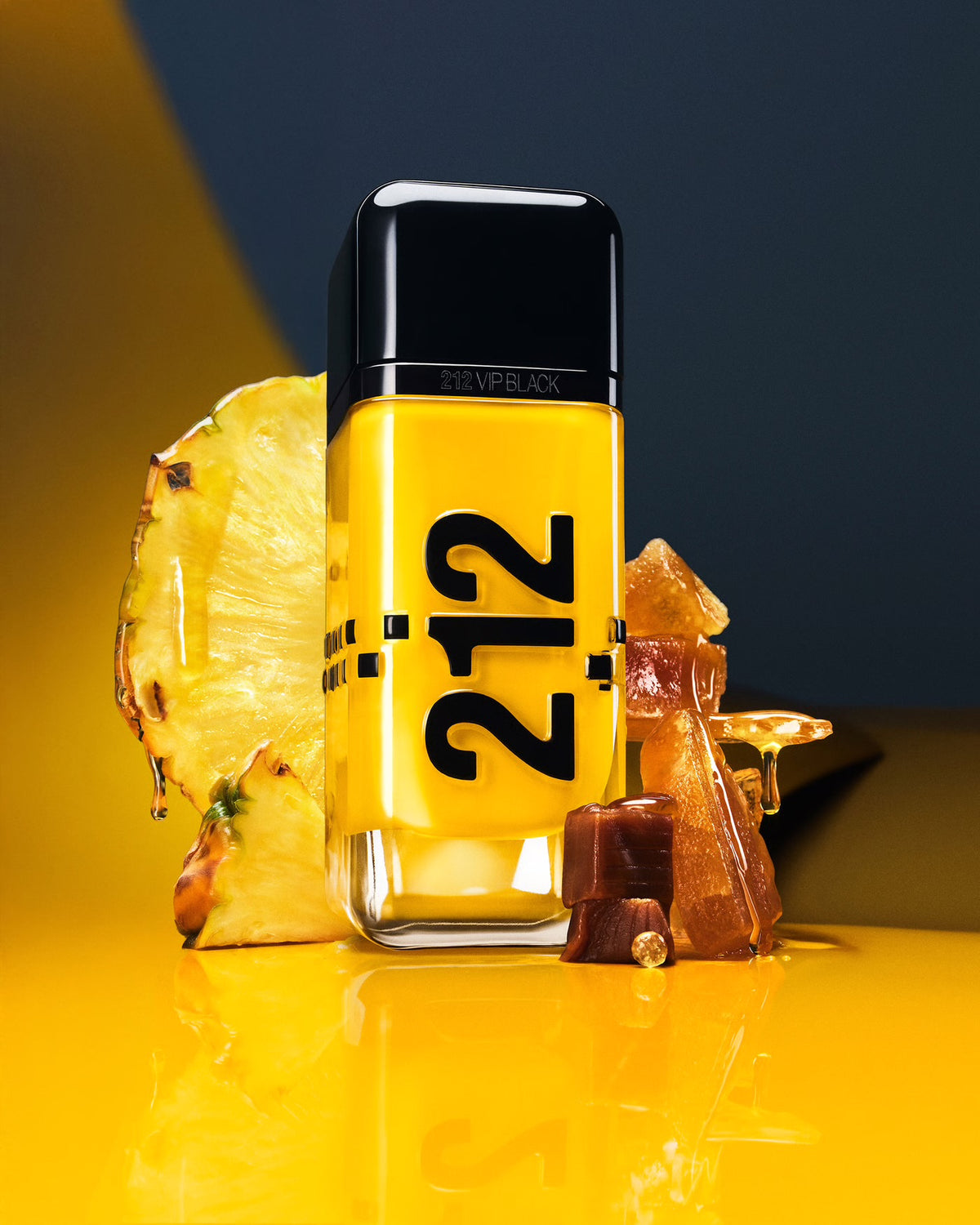 212 VIP Black 100ml Eau de Parfum Edição Limitada Cab
